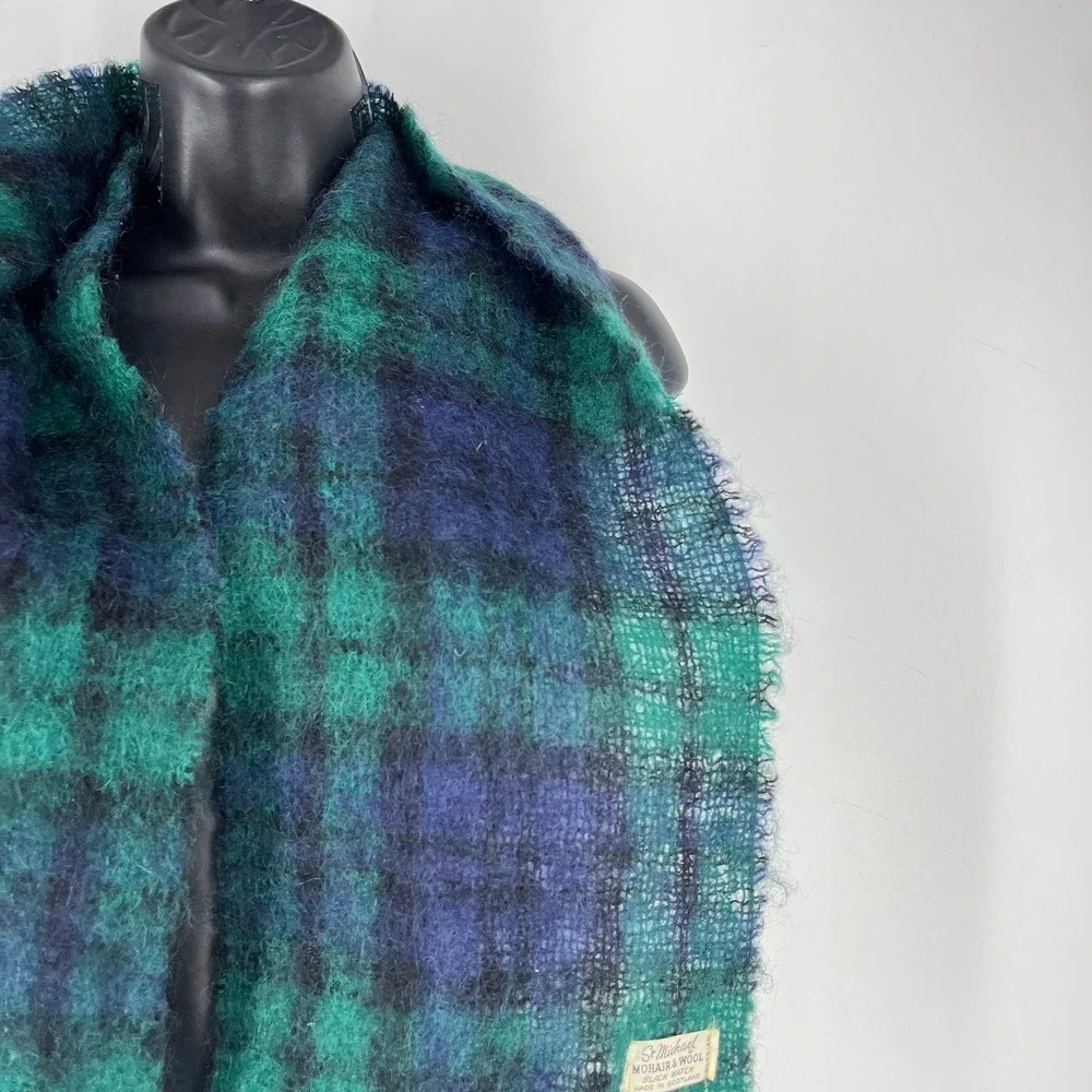 St Michael Mens Black Watch Tartan Mohair Wool Scarf Made in Scotland Green Blue